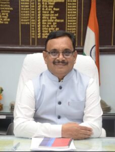 “मैं हूं ना” का भरोसा देकर कर्मियों का दिल जीत लिया है दानापुर मंडल के रेल प्रबंधक जयंत चौधरी ने