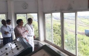 महाप्रबंधक ने किया पंडित दीन दयाल उपाध्याय मंडल में विभिन्न सुविधाओं का निरीक्षण