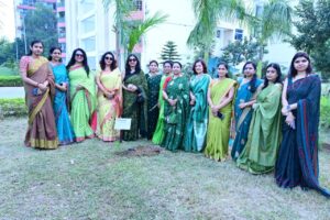 पूर्व मध्य रेलवे महिला कल्याण संगठन ने किया वृक्षारोपण