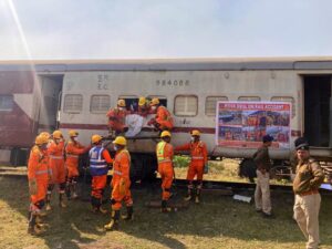 गढहरा यार्ड में एक रेल दुर्घटना का हुआ मॉक ड्रिल