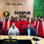 सोनपुर मंडल में कुलियों के बीच यूनिफॉर्म वितरण से खुशी का माहौल