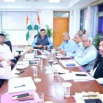 महाकुंभ-2025 के मद्देनजर छत्रसाल सिंह ने मंडल रेल प्रबंधकों एवं विभागाध्यक्षों के साथ की उच्चस्तरीय बैठक