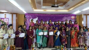 महिला दिवस पर रेलवे सेवा में उत्कृष्ट योगदान करने वाली 50 महिलाएं हुई सम्मानित