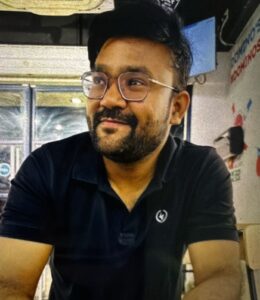 ECR: माल महाराज का, मिर्ज़ा खेले होली!