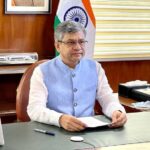 रेल मंत्री जी, ‘रील’ से बाहर निकलिए! देखिए कैसे प्रीमियम ट्रेनों में ‘कामधेनु गाय’ बन रहे हैं RAC यात्री